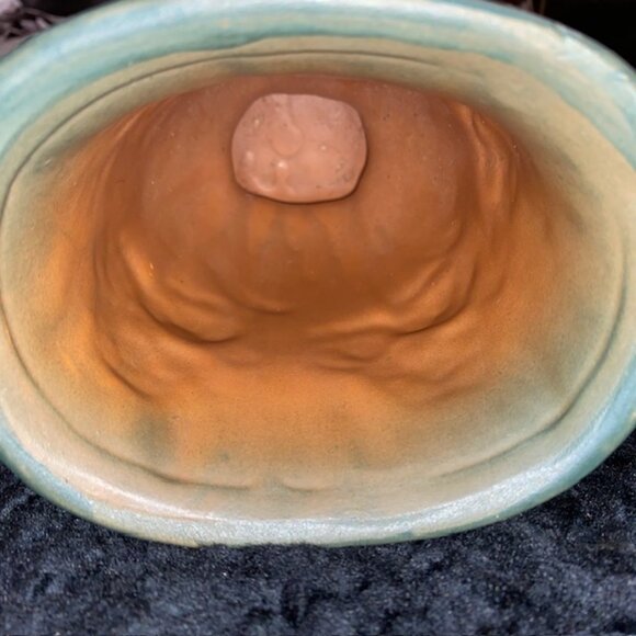 REPRODUCTION Roseville Pottery Vase - Jonquils, Circa 1996 - Picture 5 of 10